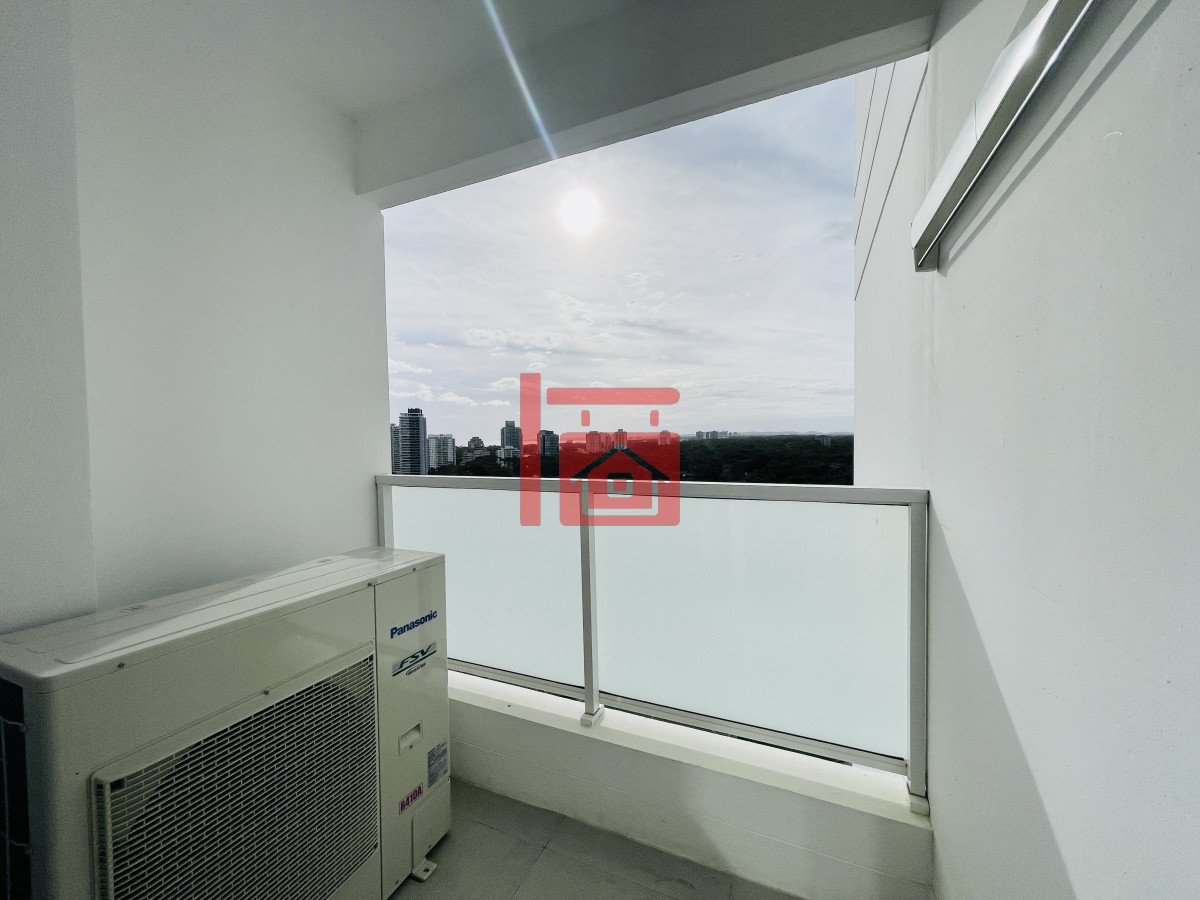 Apartamento ID.489 - Venta Espectacular Apartamento Frente al Mar, 3 Dormitorios, Le Parc Punta del Este