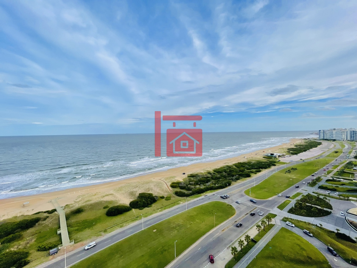 Apartamento ID.489 - Venta Espectacular Apartamento Frente al Mar, 3 Dormitorios, Le Parc Punta del Este
