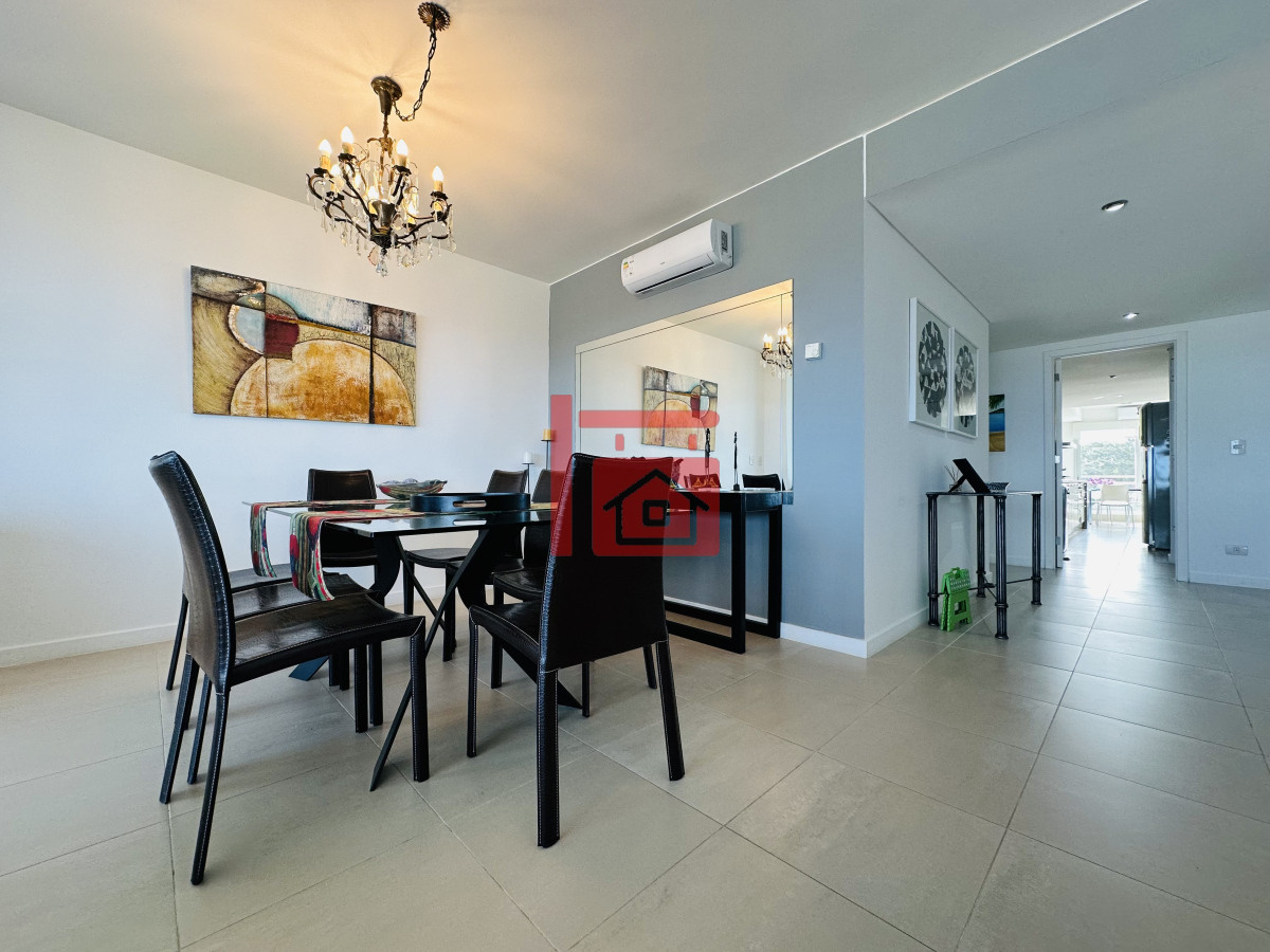 Apartamento ID.233 - Oportunidad en Venta! Apartamento sobre playa Brava de 3 Dormitorios más Dependencia, Torre Le Parc