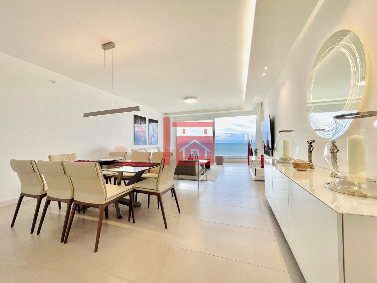 Apartamento ID.489 - Venta Espectacular Apartamento Frente al Mar, 3 Dormitorios, Le Parc Punta del Este