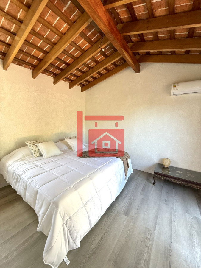 Apartamento ID.504 - Alquiler anual o invernal de apartamento dúplex con parrillero propio en Rincón del Indio