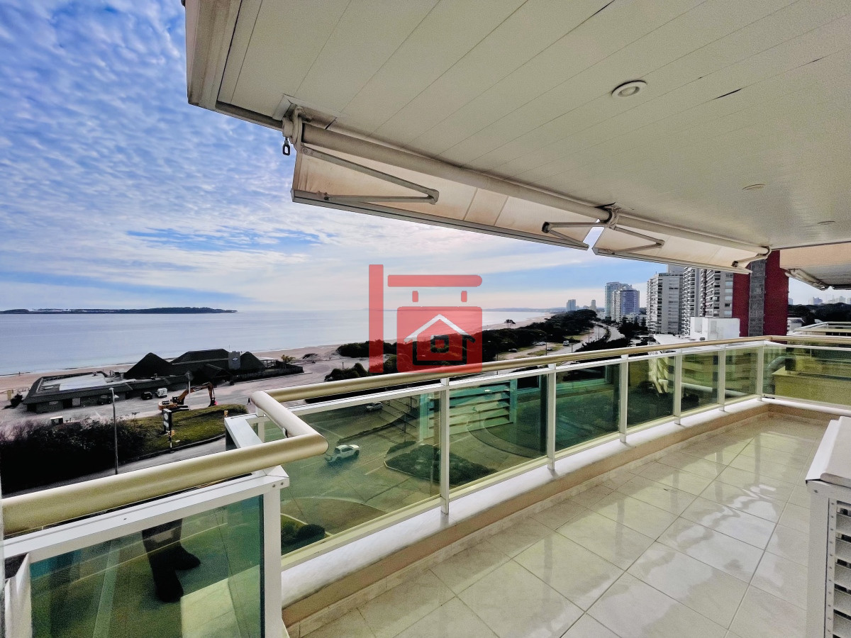 Apartamento ID.119 - Apartamento de 3 Dormitorios sobre Playa Mansa, en Venta y Alquiler, Punta del Este