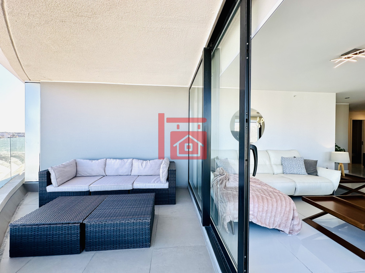 Apartamento ID.193 - Moderno Apartamento de 3 Dormitorios en Suite, zona Hotel Enjoy, Punta del Este