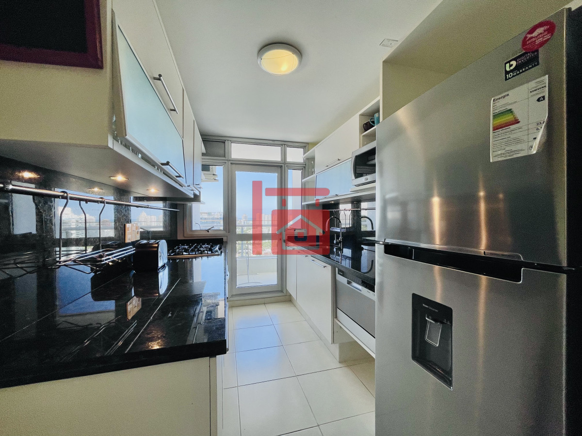 Apartamento ID.157 - Excelente Apartamento de 2 Dormitorios con Vista al Mar, Playa Mansa