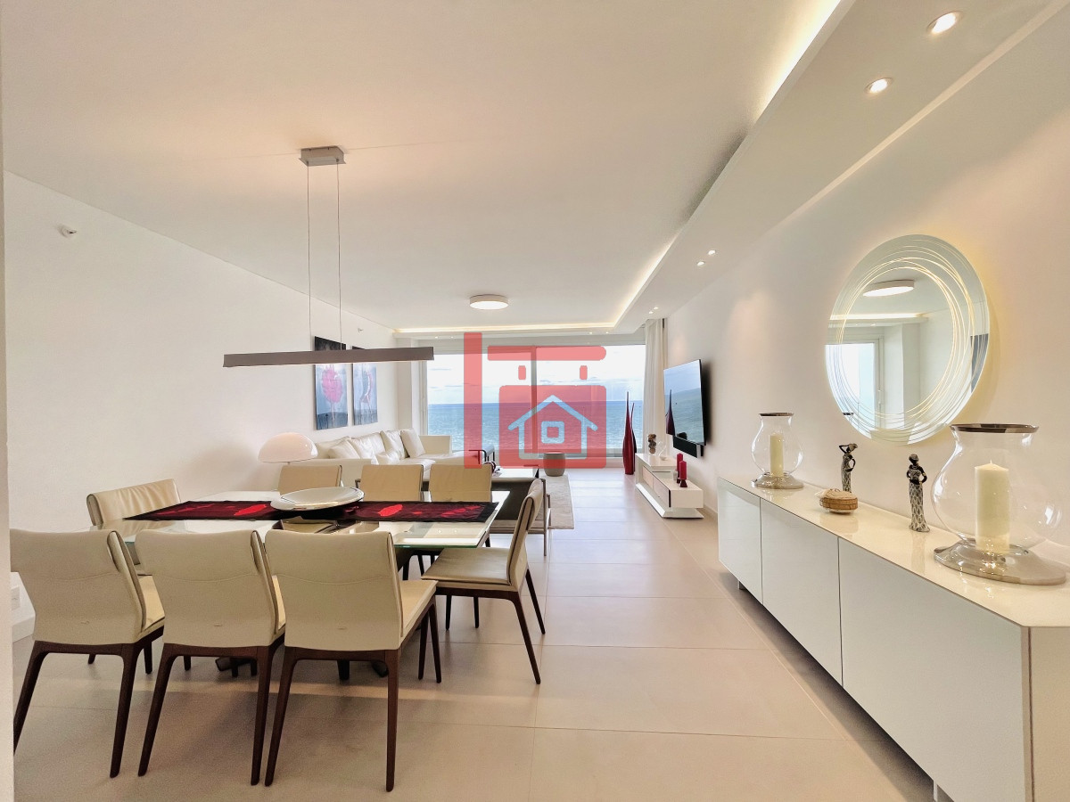 Apartamento ID.489 - Venta Espectacular Apartamento Frente al Mar, 3 Dormitorios, Le Parc Punta del Este