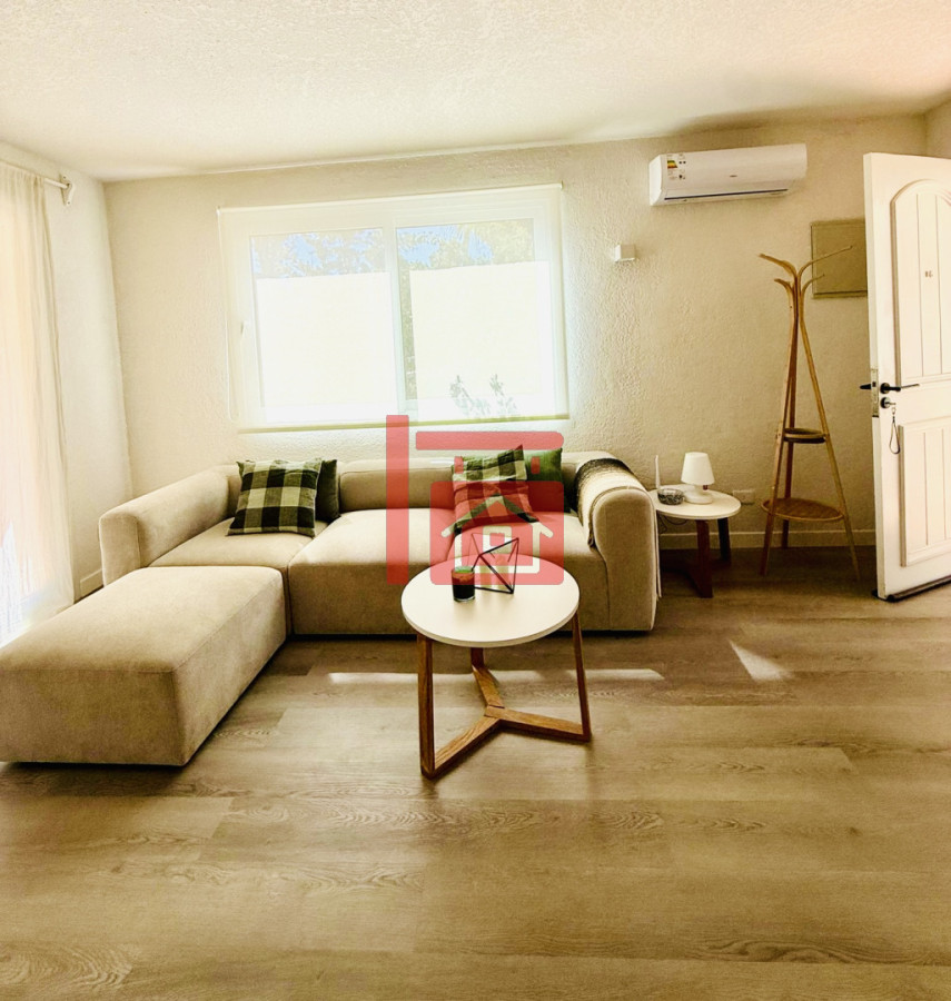 Apartamento ID.505 - Alquiler anual o invernal de apartamento duplex con parrillero propio en Rincón del Indio