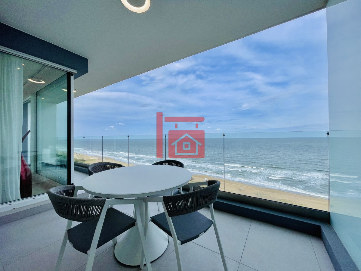 Apartamento ID.489 - Venta Espectacular Apartamento Frente al Mar, 3 Dormitorios, Le Parc Punta del Este