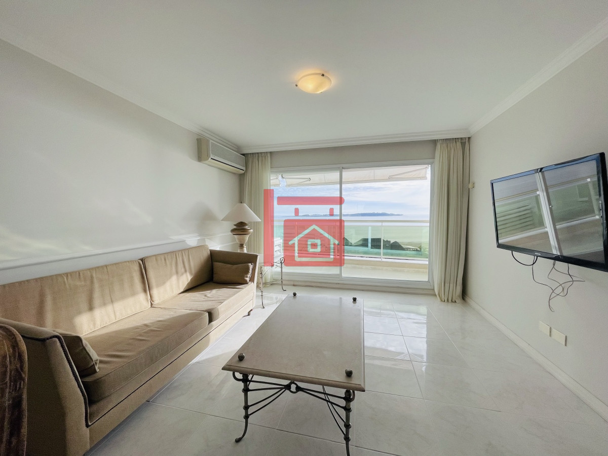 Apartamento ID.119 - Apartamento de 3 Dormitorios sobre Playa Mansa, en Venta y Alquiler, Punta del Este