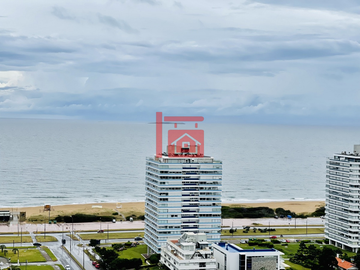 Apartamento ID.491 - Alquiler temporario y venta de apartamento Penthouse en torre One, Playa Brava