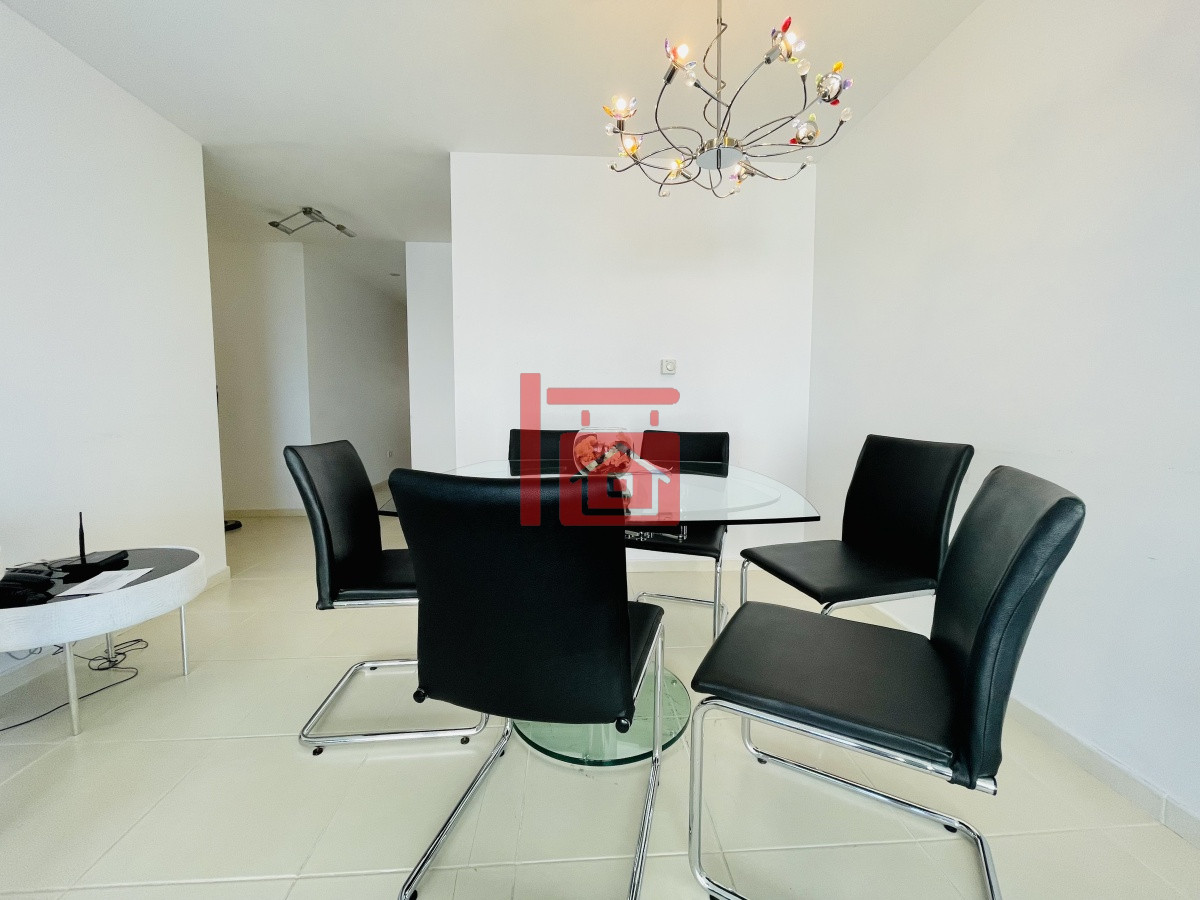 Apartamento ID.600 - Venta y alquiler temporario de apartamento de dos dormitorios en playa Mansa, Punta del Este