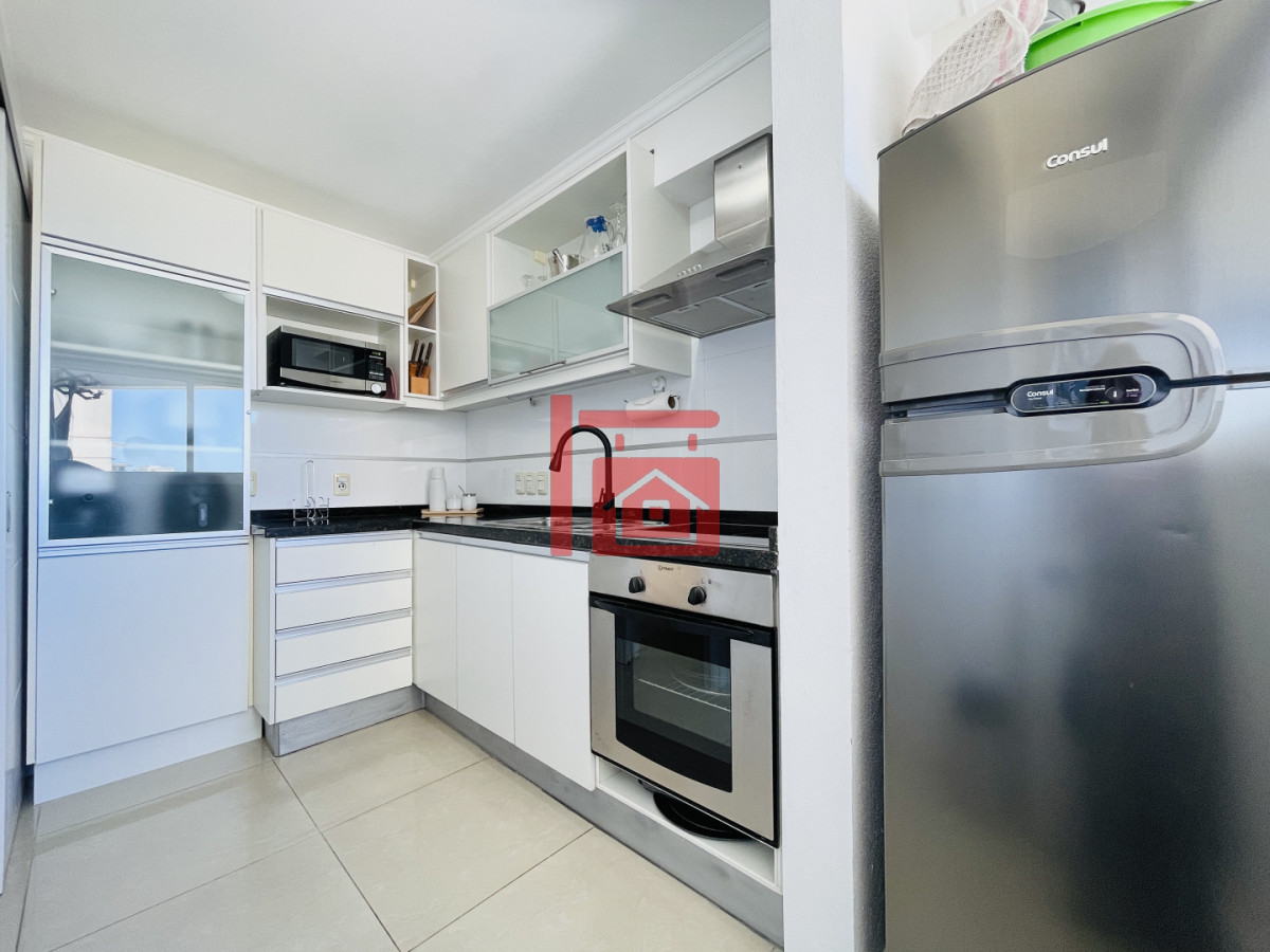 Apartamento ID.197 - Moderno Apartamento de 2 Dormitorios en Venta, Playa Mansa 