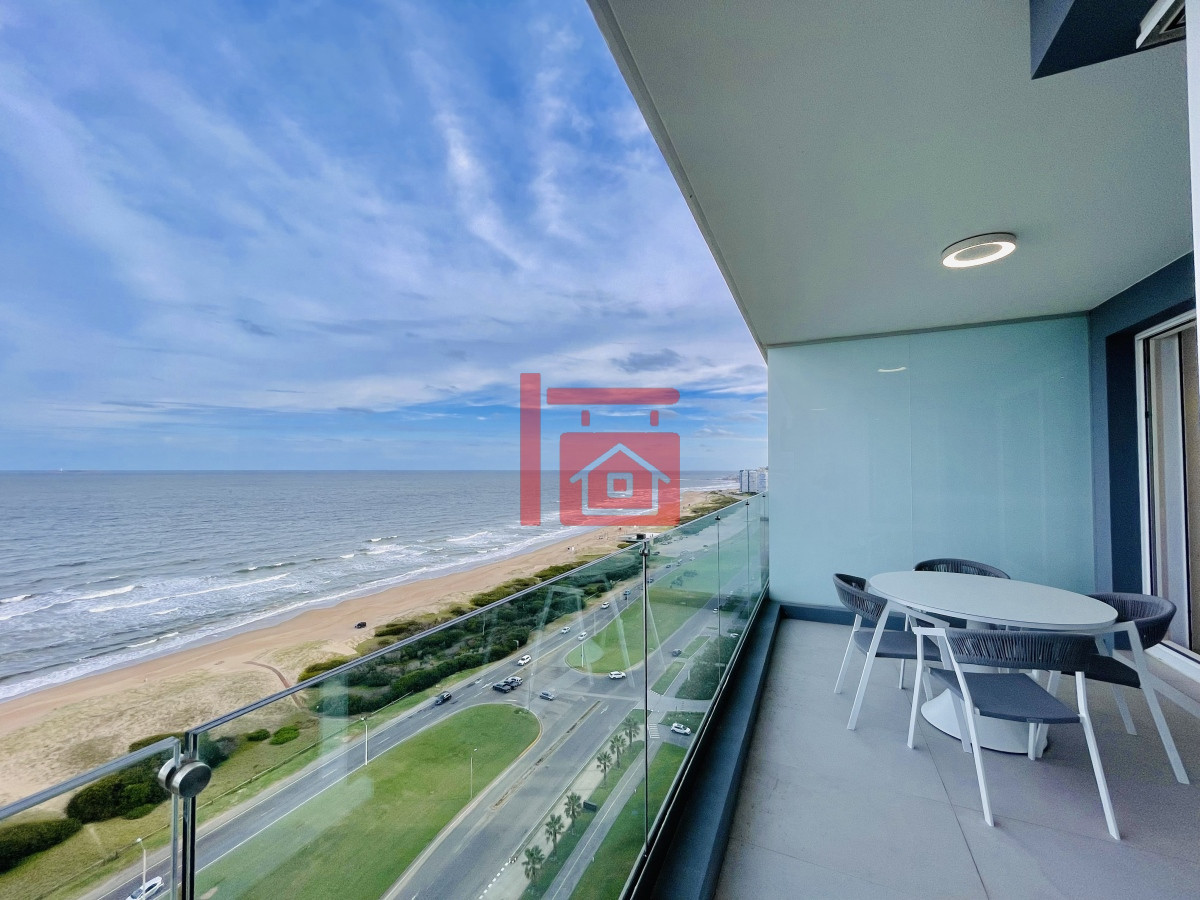 Apartamento ID.489 - Venta Espectacular Apartamento Frente al Mar, 3 Dormitorios, Le Parc Punta del Este