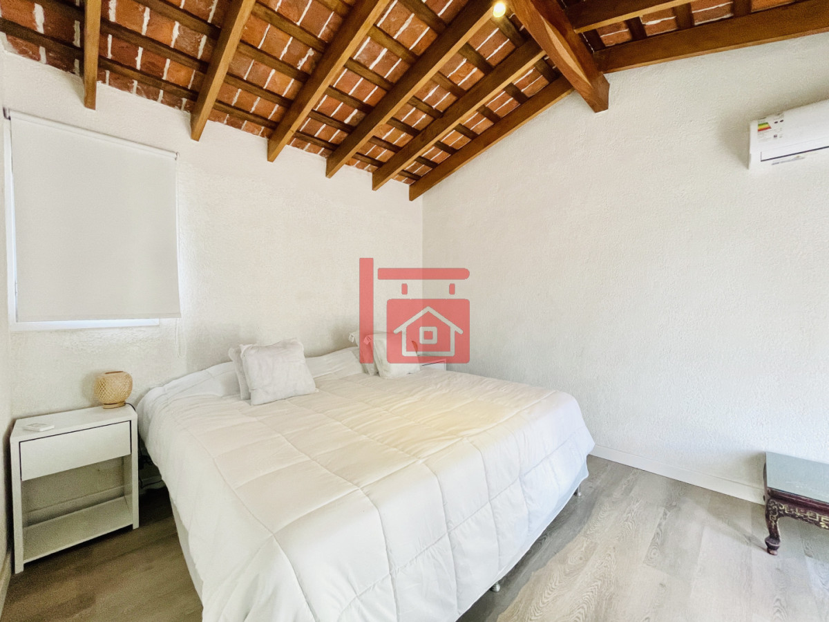 Apartamento ID.504 - Alquiler anual o invernal de apartamento dúplex con parrillero propio en Rincón del Indio