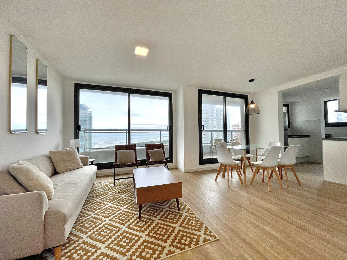 Moderno Apartamento de 2 Dormitorios en Playa Brava, Punta del Este