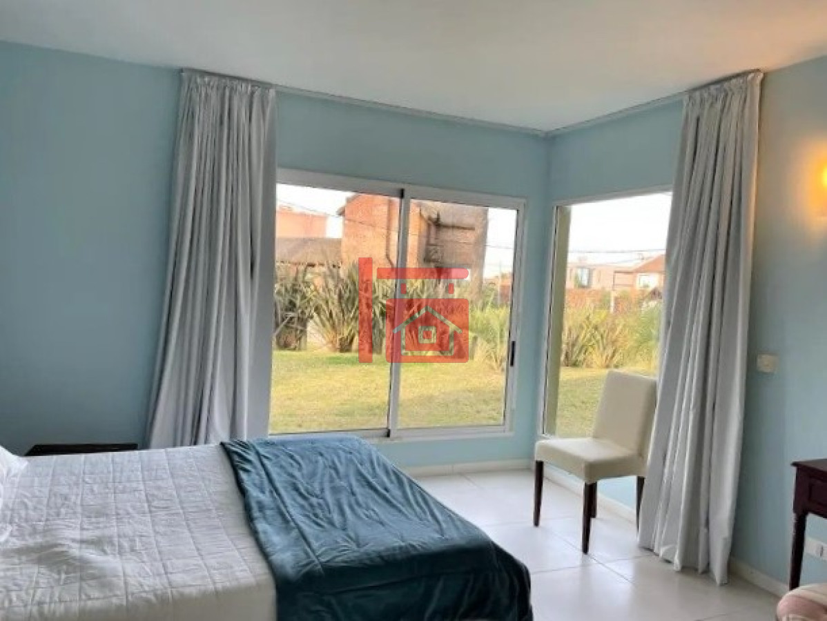 Casa ID.539 - Excelente Casa de 6 Dormitorios y Piscina en Montoya, La Barra