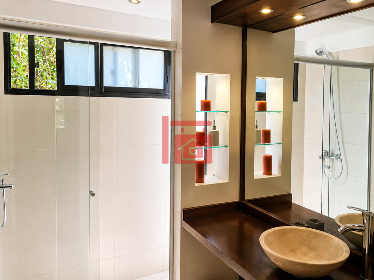 Casa ID.1167 - Casa de 4 Dormitorios, Piscina Climatizada y Barbacoa a solo 500 metros del mar - Playa Mansa, Punta del Este