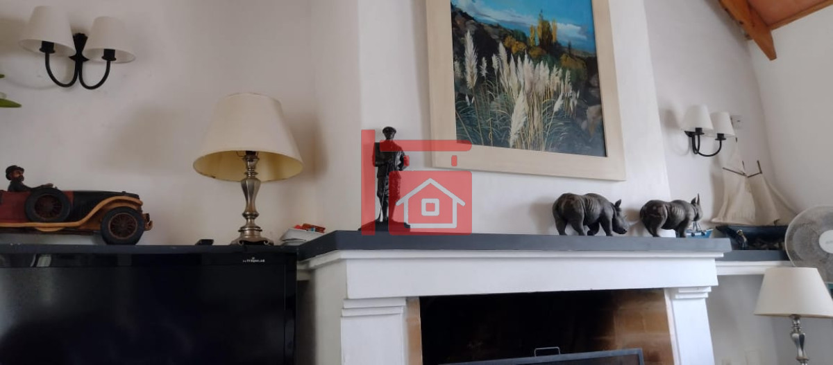 Casa ID.409 - Casa de 3 Dormitorios más Dependencia y Piscina, en Aidy Grill Punta del Este, Ubicada a pasos del Mar