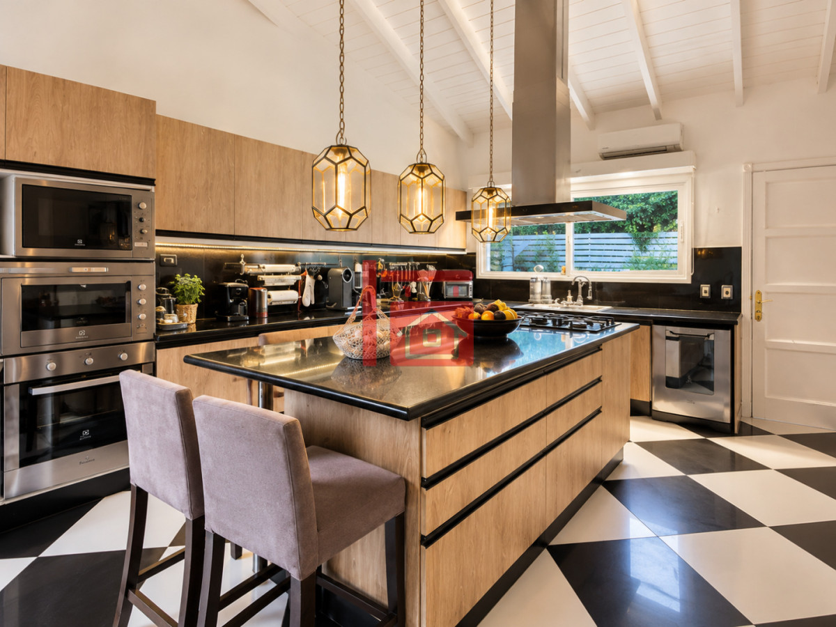 Casa ID.1189 - Excelente Casa de 5 Dormitorios en Barrio Privado La Arbolada, Punta del Este