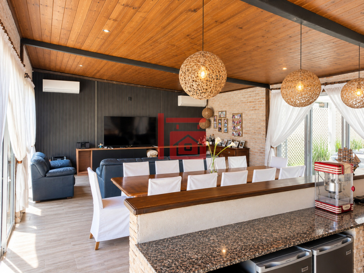 Casa ID.1189 - Excelente Casa de 5 Dormitorios en Barrio Privado La Arbolada, Punta del Este