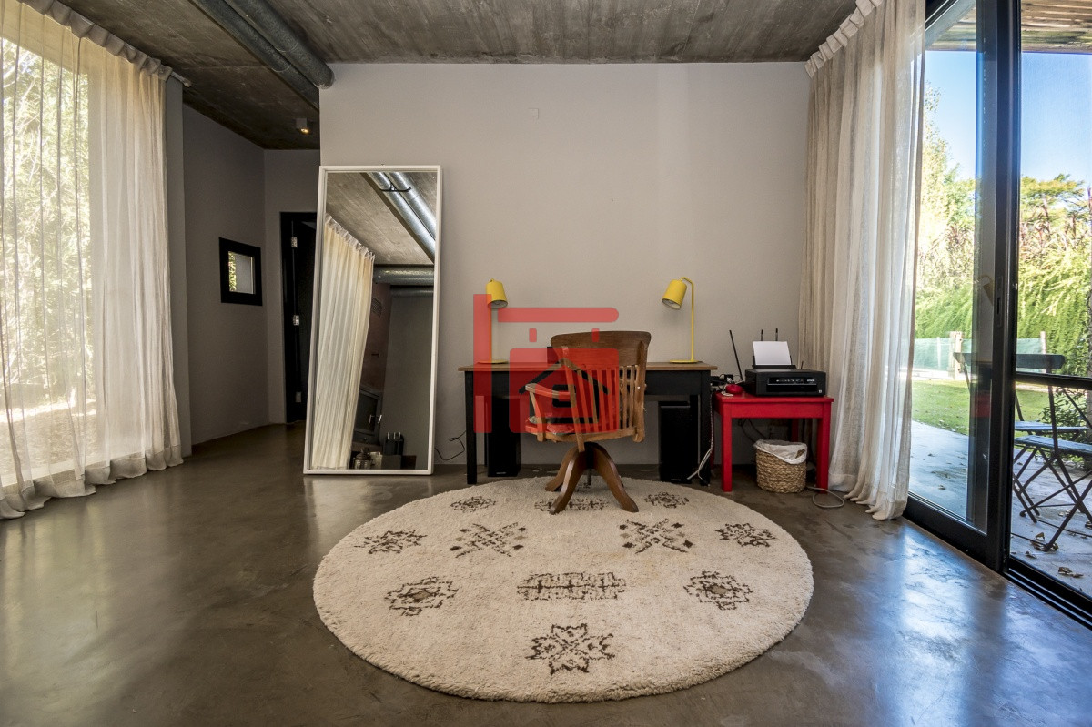 Casa ID.531 - Excelente Casa de 3 Dormitorios en Barrio Privado, La Arbolada - Punta del Este, Venta