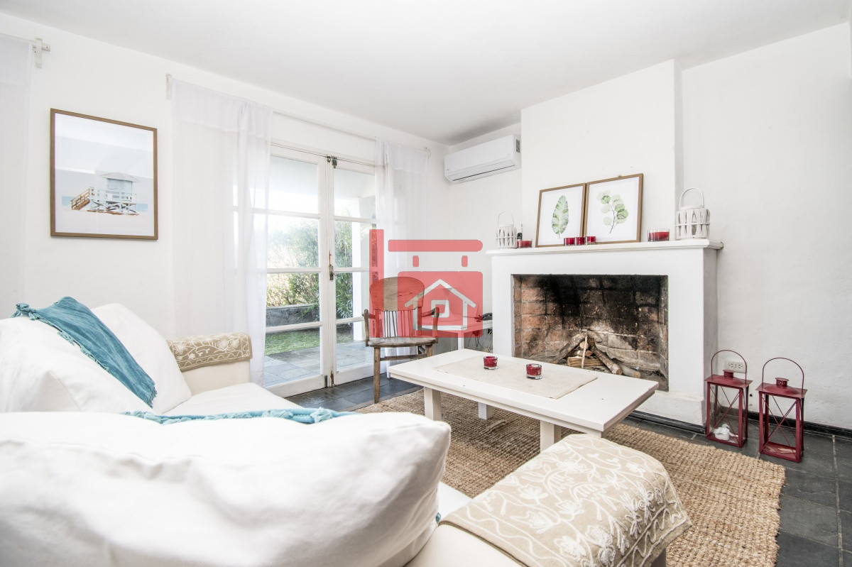 Casa ID.510 - Excelente Casa de 4 Dormitorios con Piscina y Parrillero en Montoya, La Barra