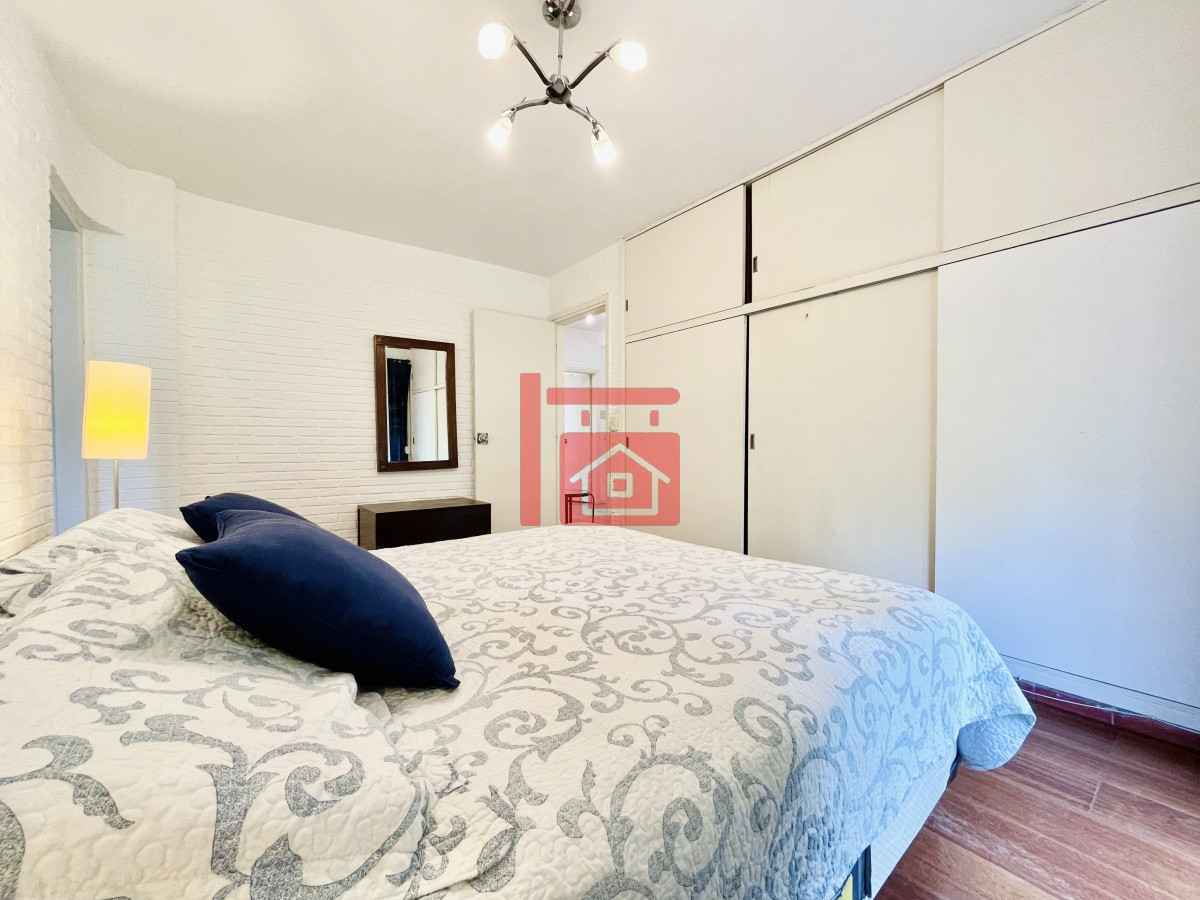 Casa ID.222 - Casa de 4 Dormitorios, Parrillero y Piscina a pocos metros del Mar, Playa Mansa