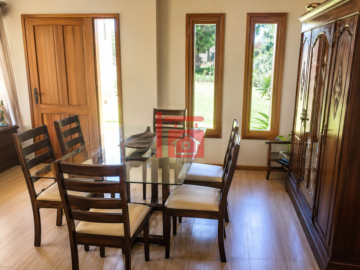 Casa ID.1167 - Casa de 4 Dormitorios, Piscina Climatizada y Barbacoa a solo 500 metros del mar - Playa Mansa, Punta del Este