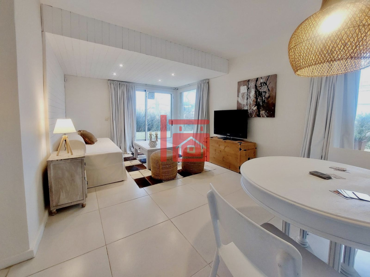 Casa ID.539 - Excelente Casa de 6 Dormitorios y Piscina en Montoya, La Barra