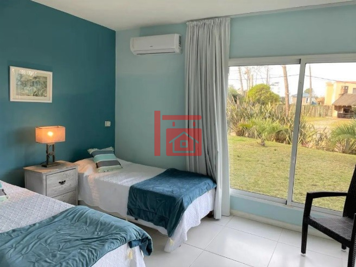 Casa ID.539 - Excelente Casa de 6 Dormitorios y Piscina en Montoya, La Barra