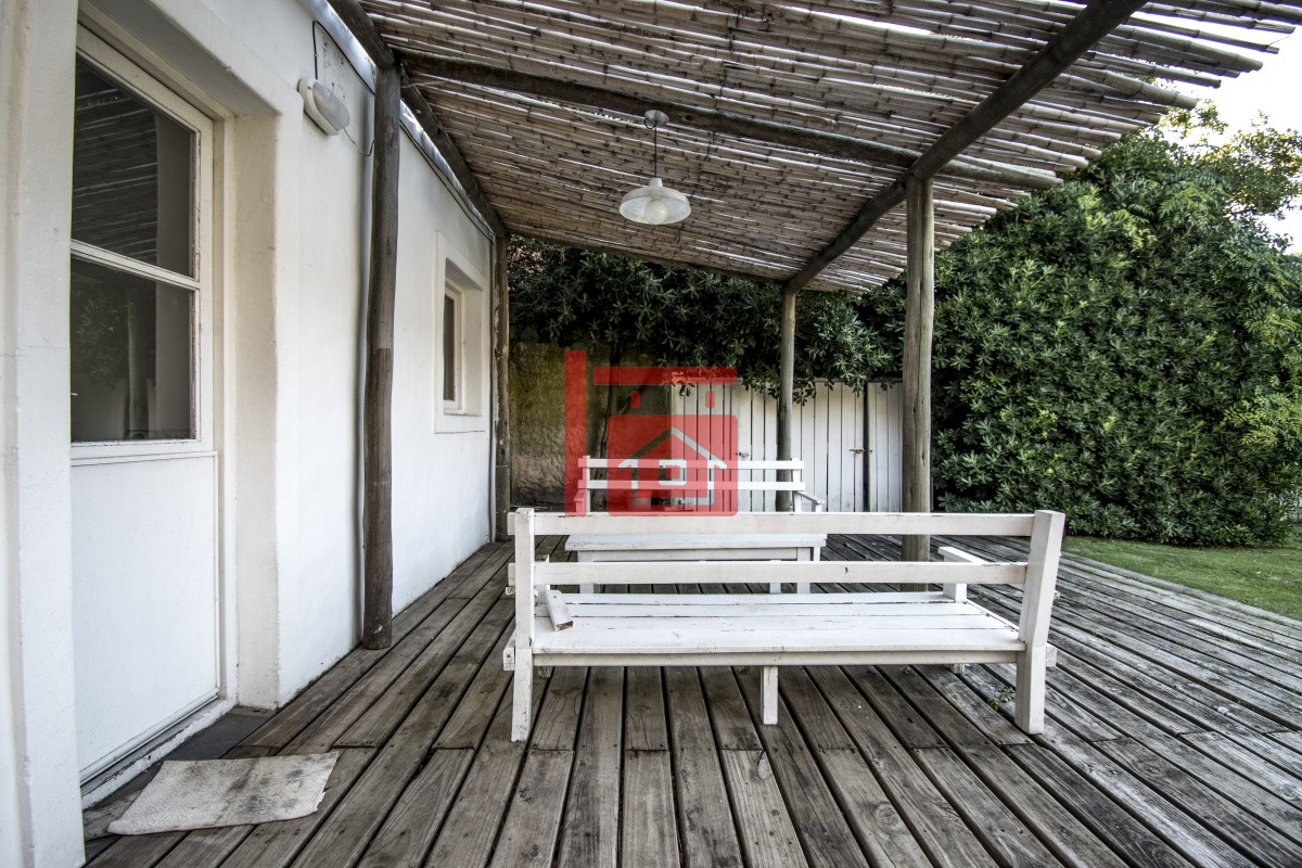 Casa ID.510 - Excelente Casa de 4 Dormitorios con Piscina y Parrillero en Montoya, La Barra