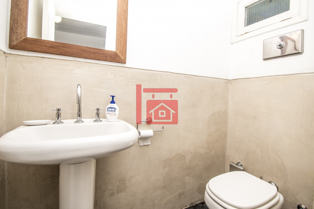 Casa ID.510 - Excelente Casa de 4 Dormitorios con Piscina y Parrillero en Montoya, La Barra