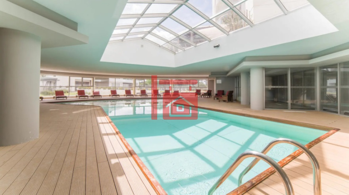 Apartamento ID.587 - Excelente Apartamento de 2 Dormitorios en Ocean Drive, Punta del Este