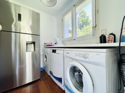 excelente casa de 4 dormitorios en playa brava, punta del este - pla13825c