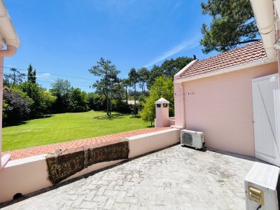 excelente casa de 4 dormitorios en playa brava, punta del este - pla13825c