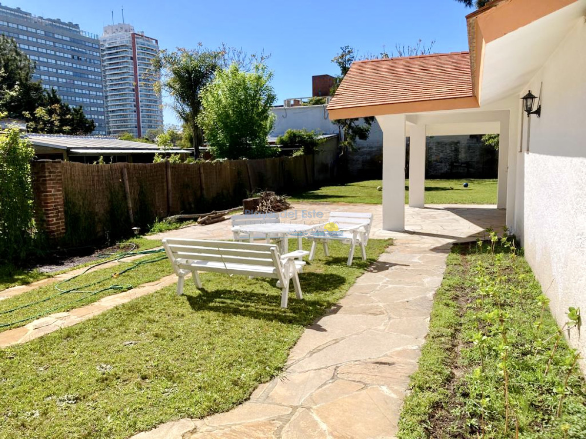 Aidy Grill - GoPunta - Portal Inmobiliario de Punta del Este - Maldonado
