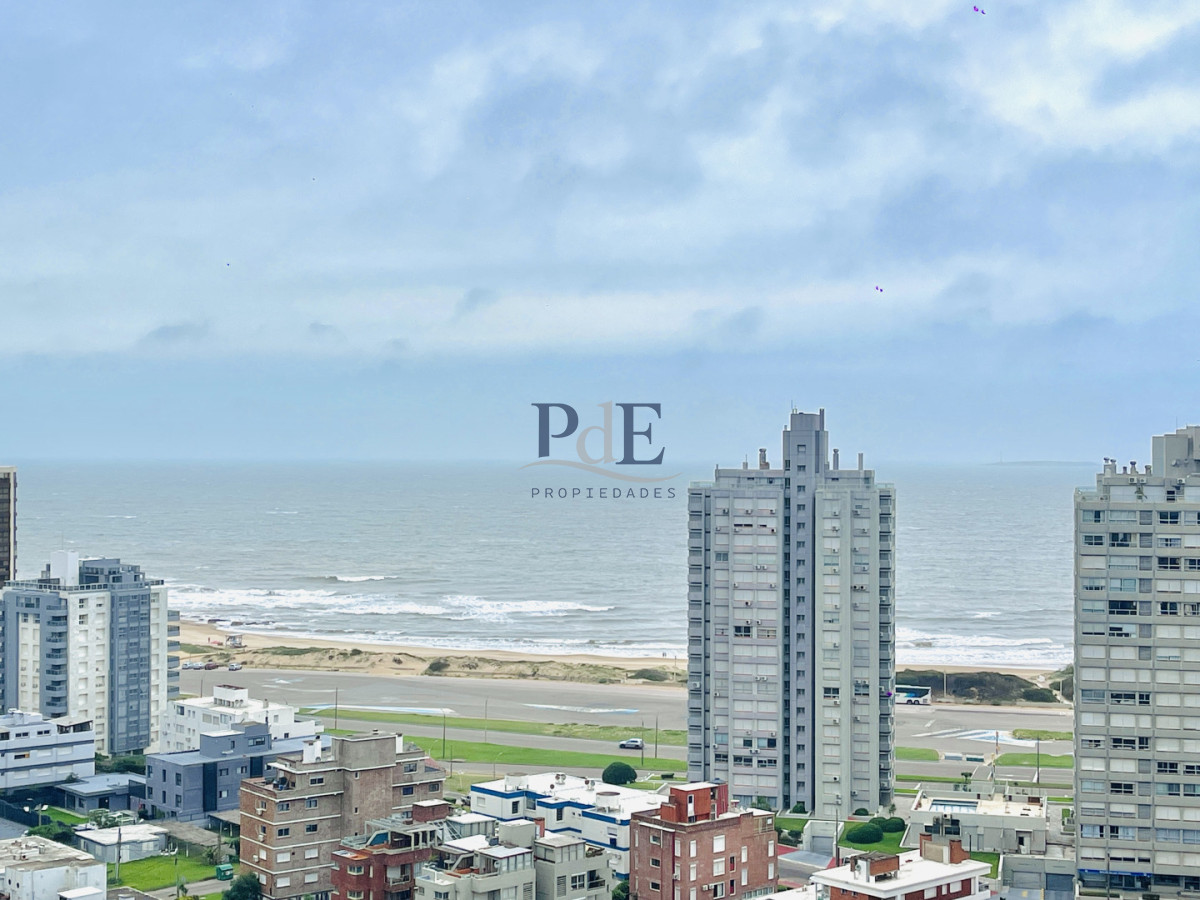 Apartamento Moderno de un dormitorio en Alquiler Anual, Torre con servicios  - Imagen 4