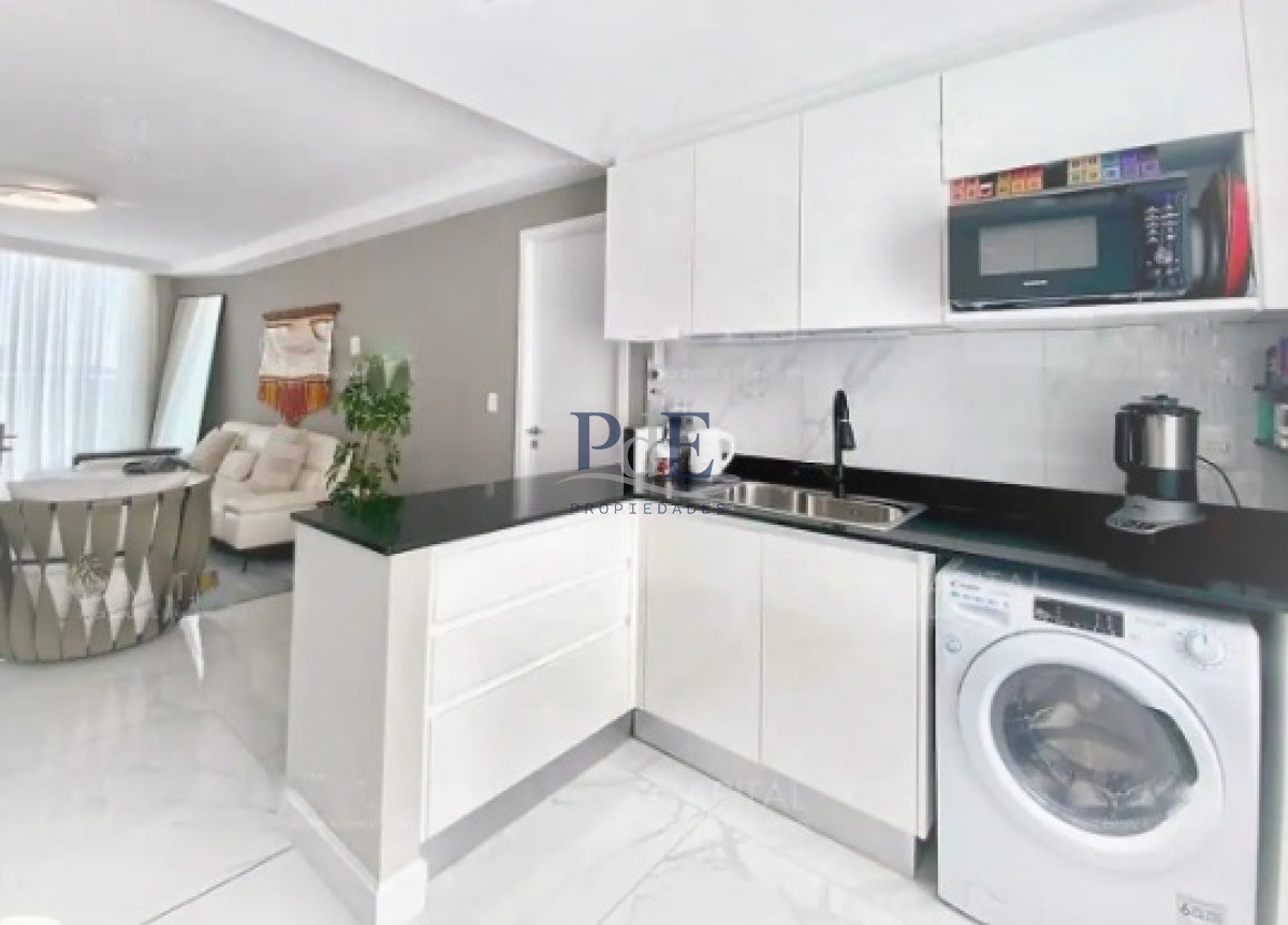 Excelente Apartamento de 2 Dormitorios, frente playa Mansa. - Imagen 6