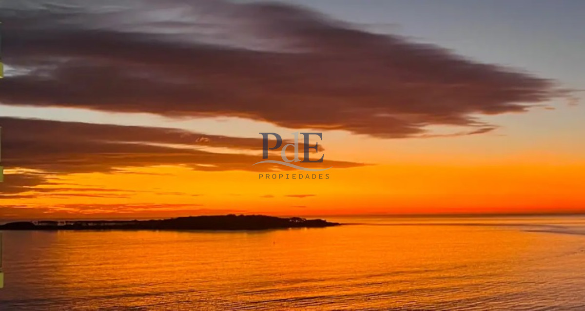 Excelente Apartamento de 2 Dormitorios, frente playa Mansa. - Imagen 3