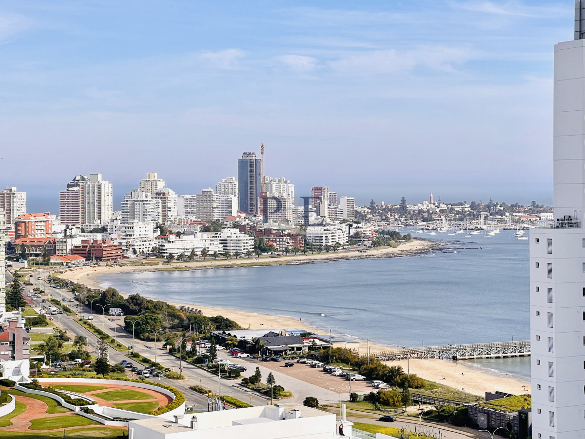 Apartamento de 2 Dormitorios, Vista al Mar y Parrillero en Playa Mansa, Venta - Imagen 7