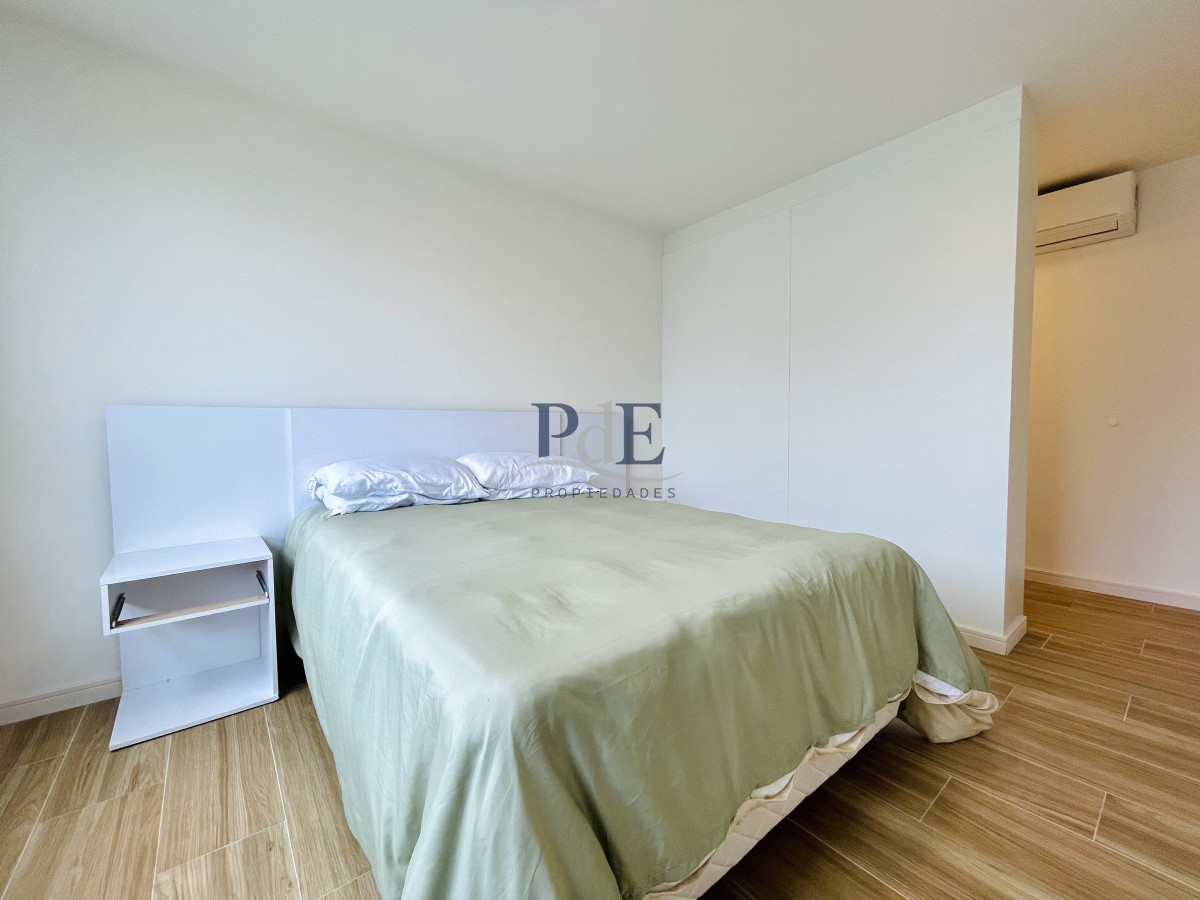 Moderno Apartamento de 2 Dormitorios en Playa Brava, Punta del Este - Imagen 12