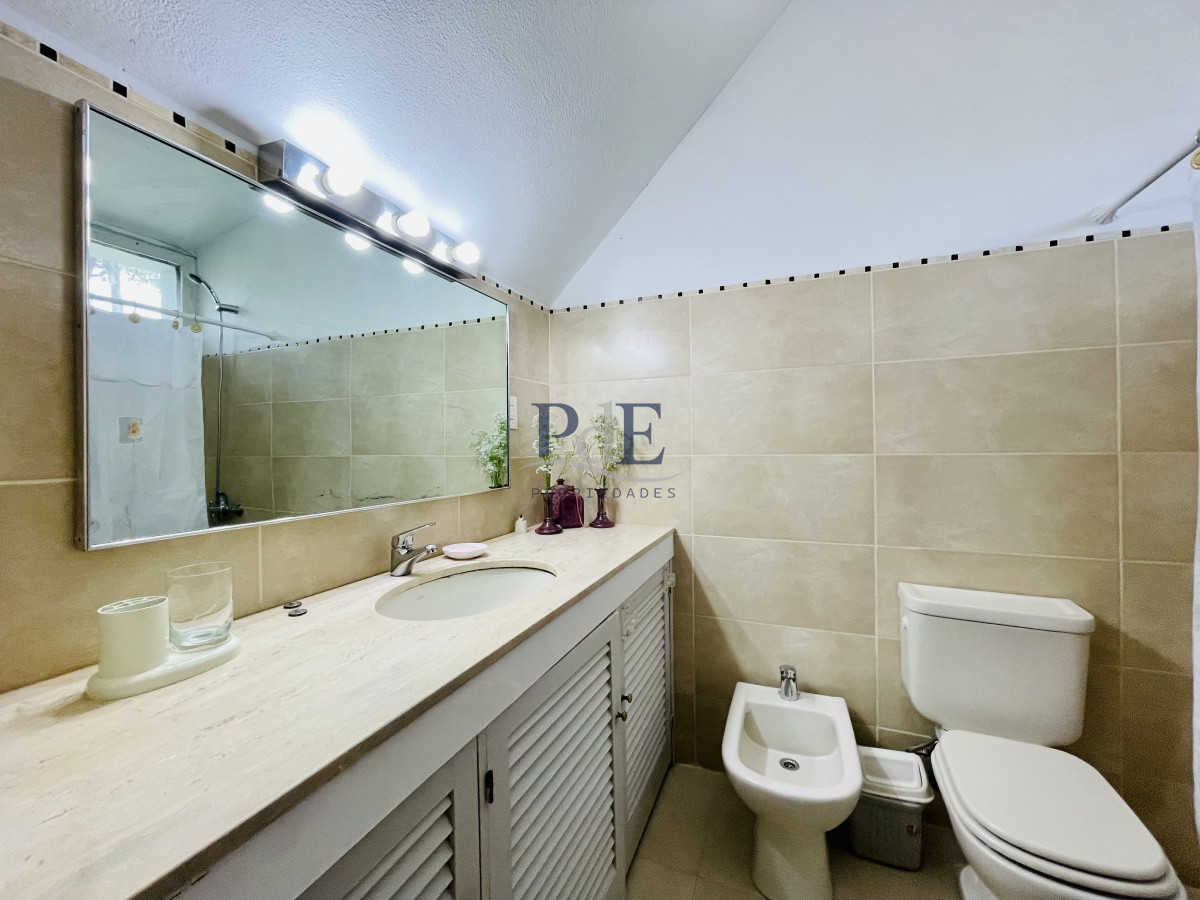 Casa en Lugano, Punta del Este. 5 dormitorios, terreno de 1400 m² - Imagen 26