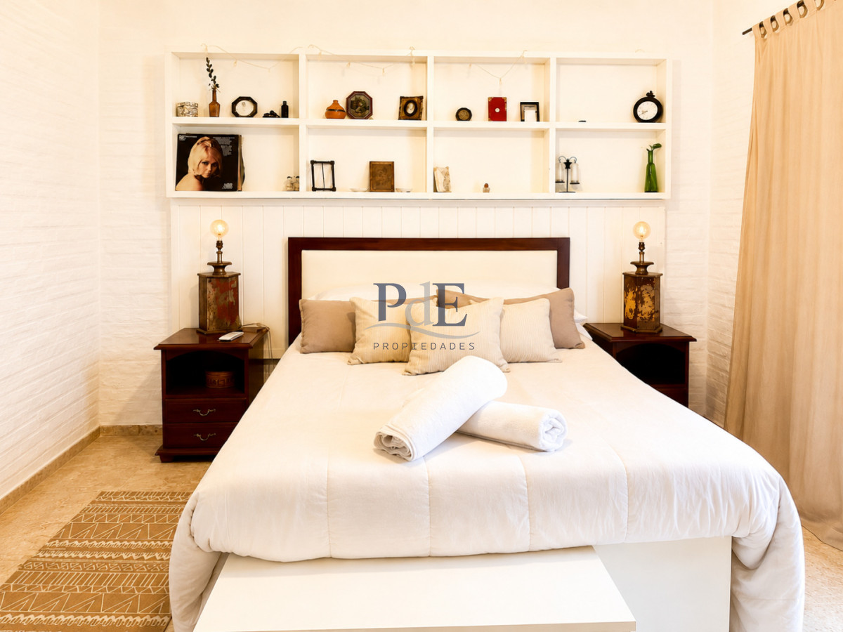 Excelente casa en Marly, con 4 Dormitorios, Barbacoa y Piscina Climatizada. Punta del Este - Imagen 12