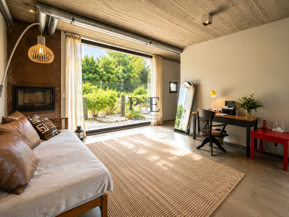 Residencia de Diseño Contemporáneo en Barrio Privado. Punta del Este - Imagen 12