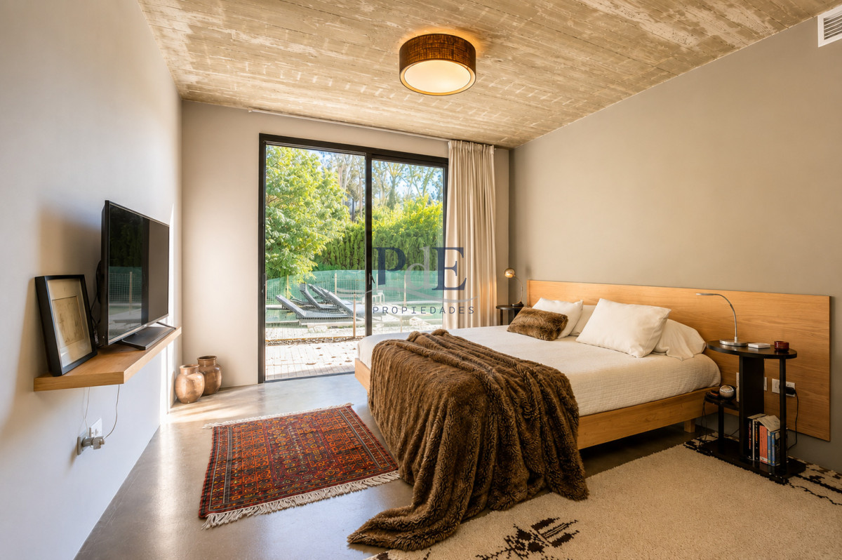 Residencia de Diseño Contemporáneo en Barrio Privado. Punta del Este - Imagen 15