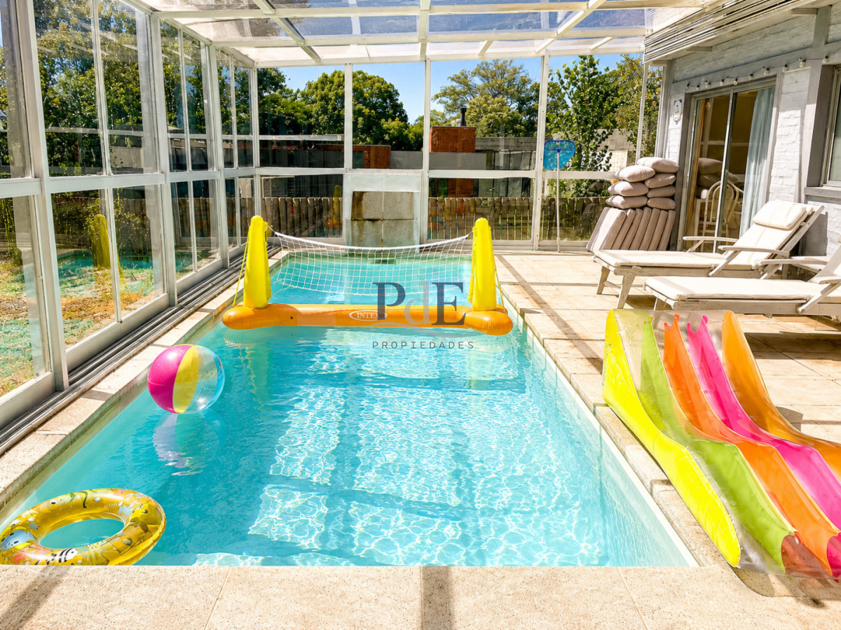 Excelente casa en Marly, con 4 Dormitorios, Barbacoa y Piscina Climatizada. Punta del Este - Imagen 21