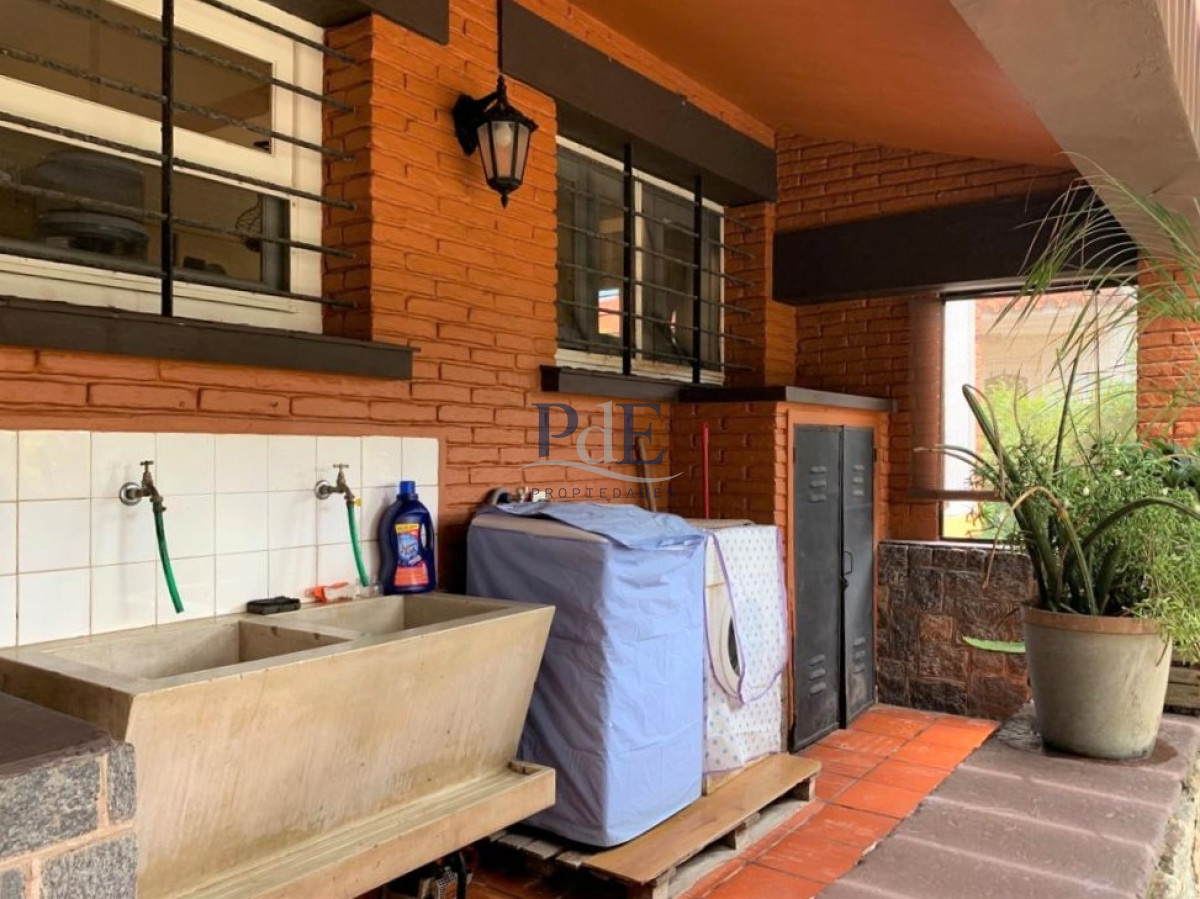 Casa en Península, Punta del Este. 6 dormitorios, terreno de 840 m² - Imagen 27