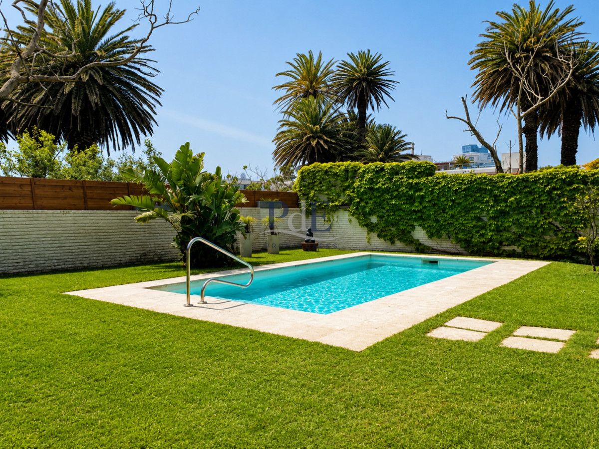 Casa en Península, Punta del Este. 6 dormitorios, terreno de 840 m² - Imagen 1