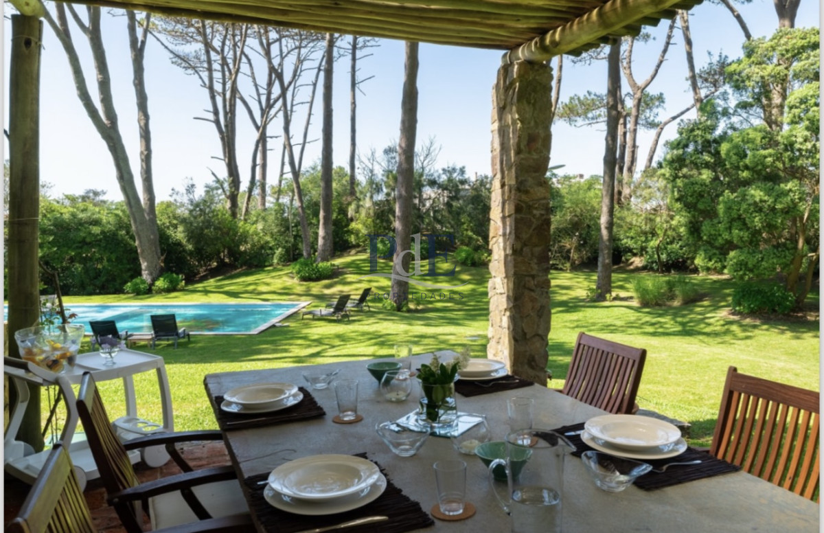 Casa de 5 dorm con Piscina y Vistas al Mar. Montoya, Punta del Este. - Imagen 13