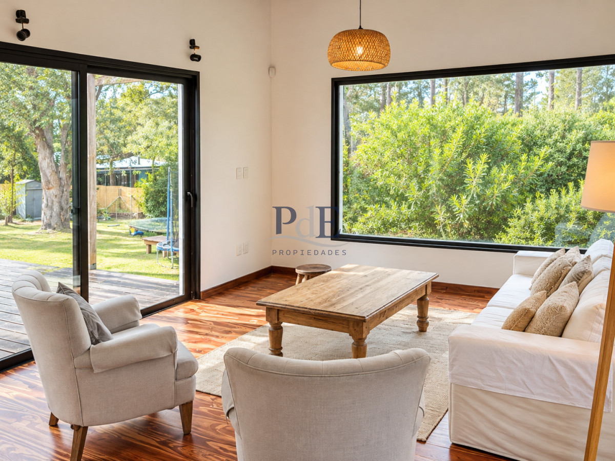 Casa en alquiler de temporada en Barra Verde, 3 Dormitorios con gran parque y Parrillero  - Imagen 4