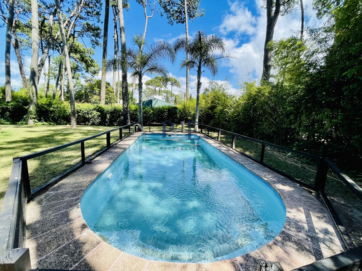 Casa en Lugano, Punta del Este. 5 dormitorios, terreno de 1400 m² - Imagen 43